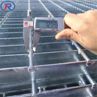 Galvanized or Stainless Steel Serrated or Plain Welded Steel Grating/Bar Grating